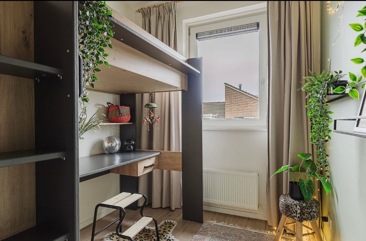 Hoogslaper grijs/eiken met kast, bureau en matras, Ophalen, Hoogslaper, Eenpersoons, Zo goed als nieuw