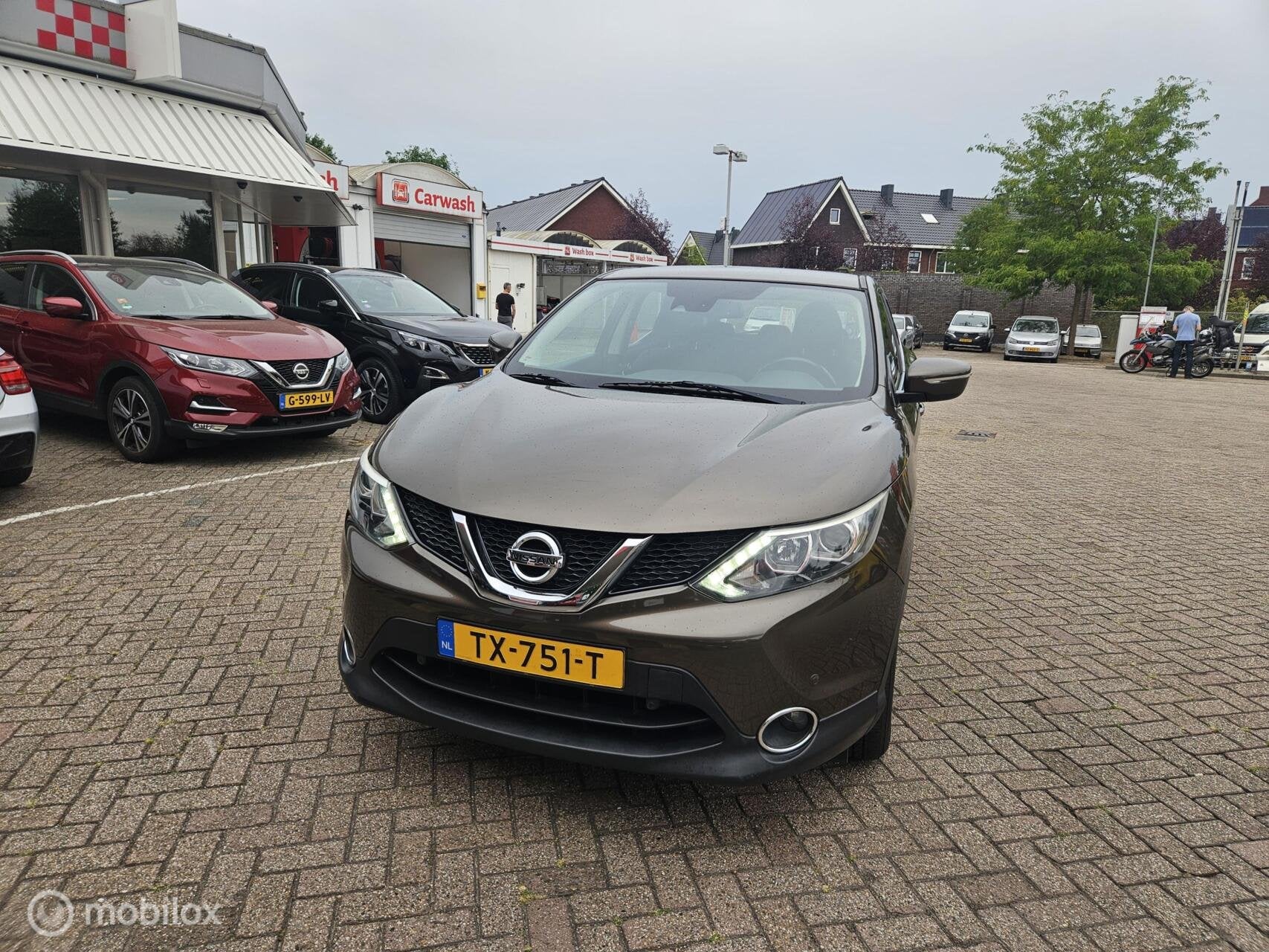 Nissan Qashqai 1.2 Premier Edition, Voorwielaandrijving, Euro 5, Gebruikt, 4 cilinders