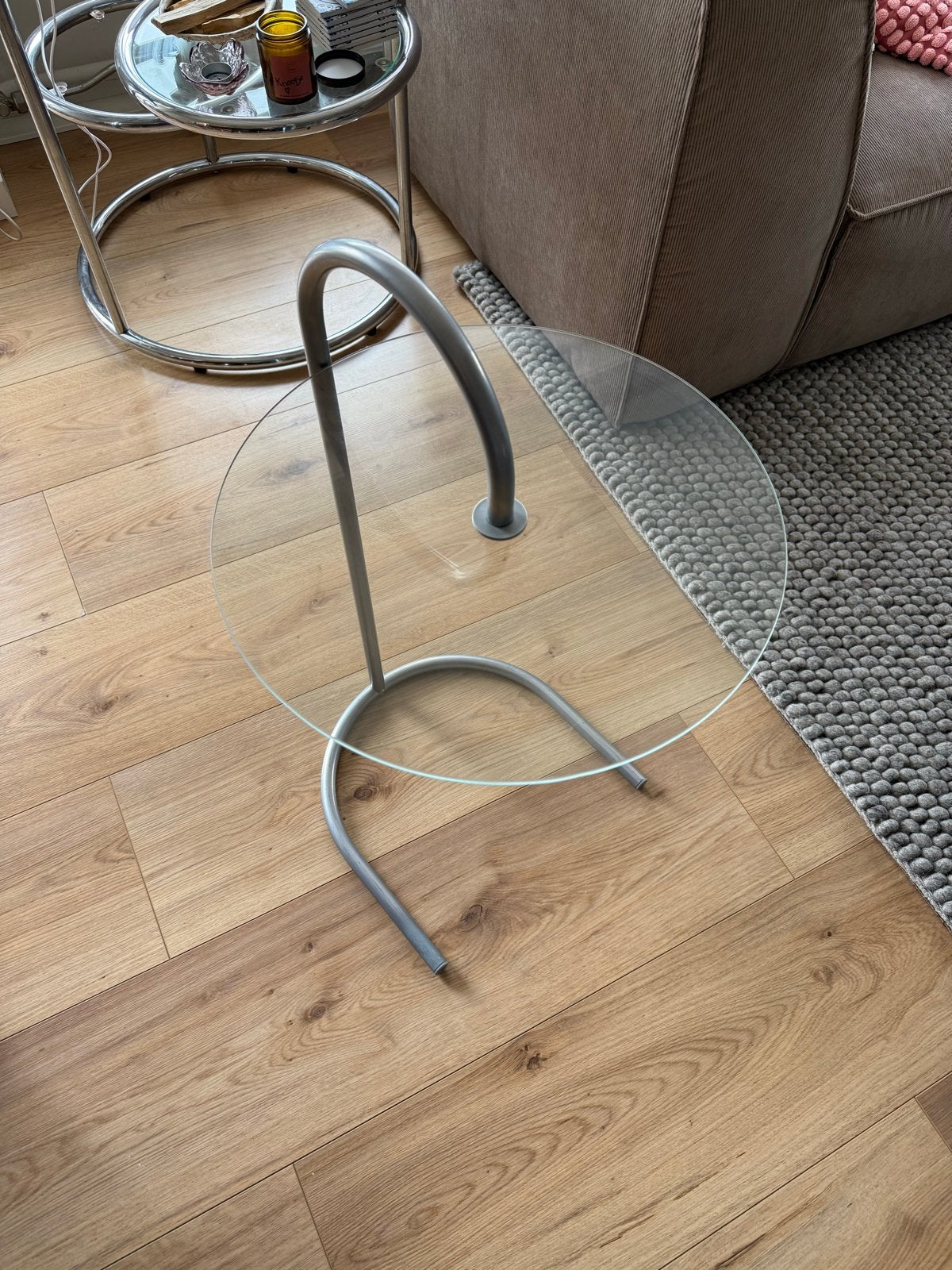 Vintage IKEA glazen bijzettafel, 45 tot 60 cm, Minder dan 55 cm, Gebruikt, Rond