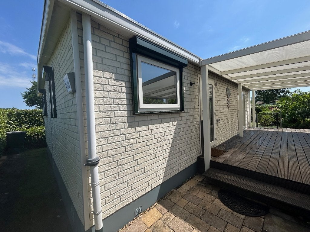 Ruim Leca chalet op 't Haasje Recreatiepark in Oosterhout, In bos, Noord-Brabant, 2 slaapkamers, Recreatiepark