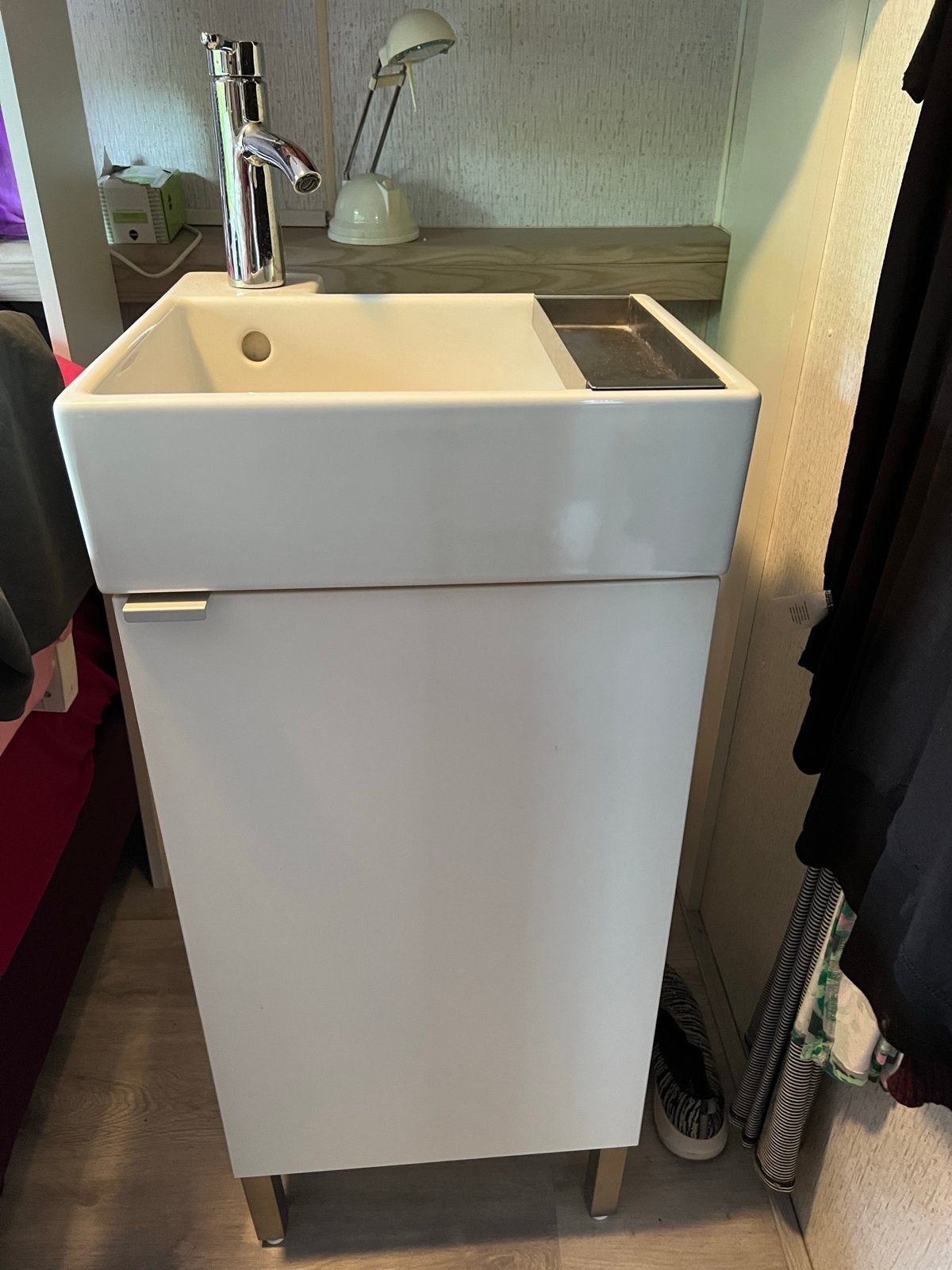 IKEA Lillången wastafelkast met Dalskär kraan, Huis en Inrichting, Badkamer | Badkamermeubels, Gebruikt, Wastafelkast, Minder dan 100 cm