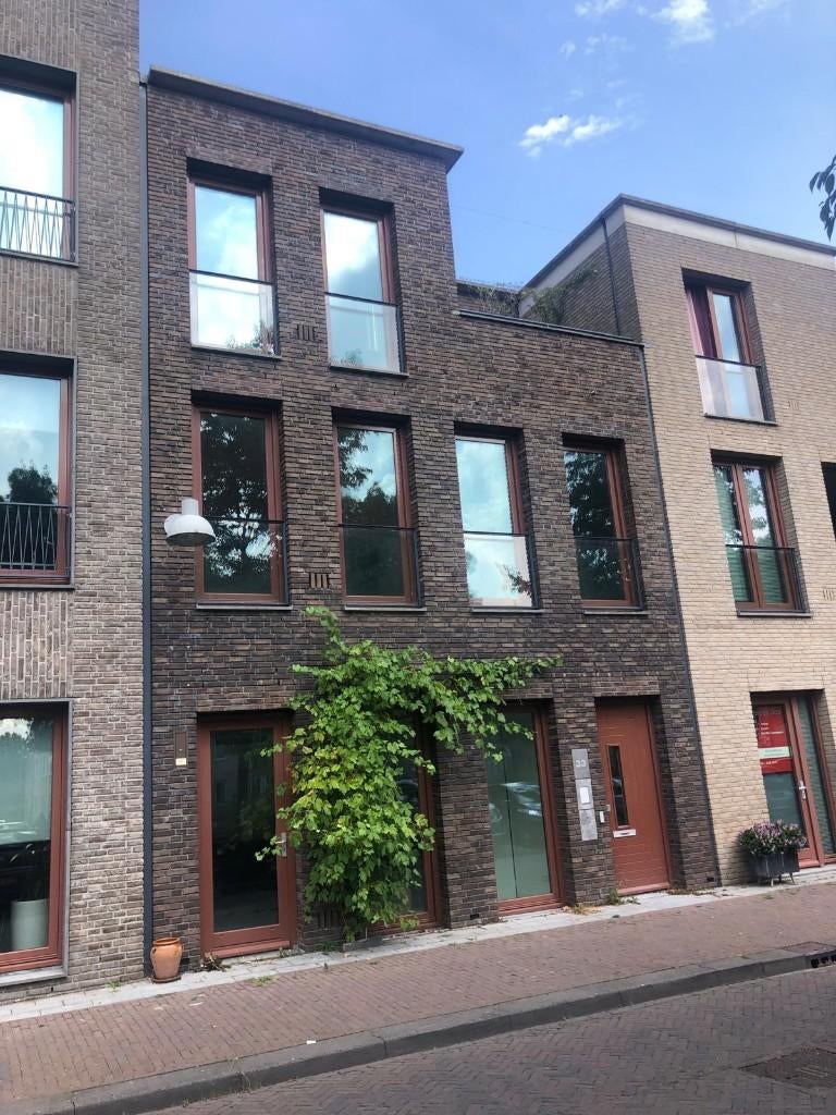 For Rent – 55 m² Apartment – Weesp / Amsterdam, Huizen en Kamers, Huizen te huur, 55 m², Direct bij eigenaar, Appartement, Amsterdam