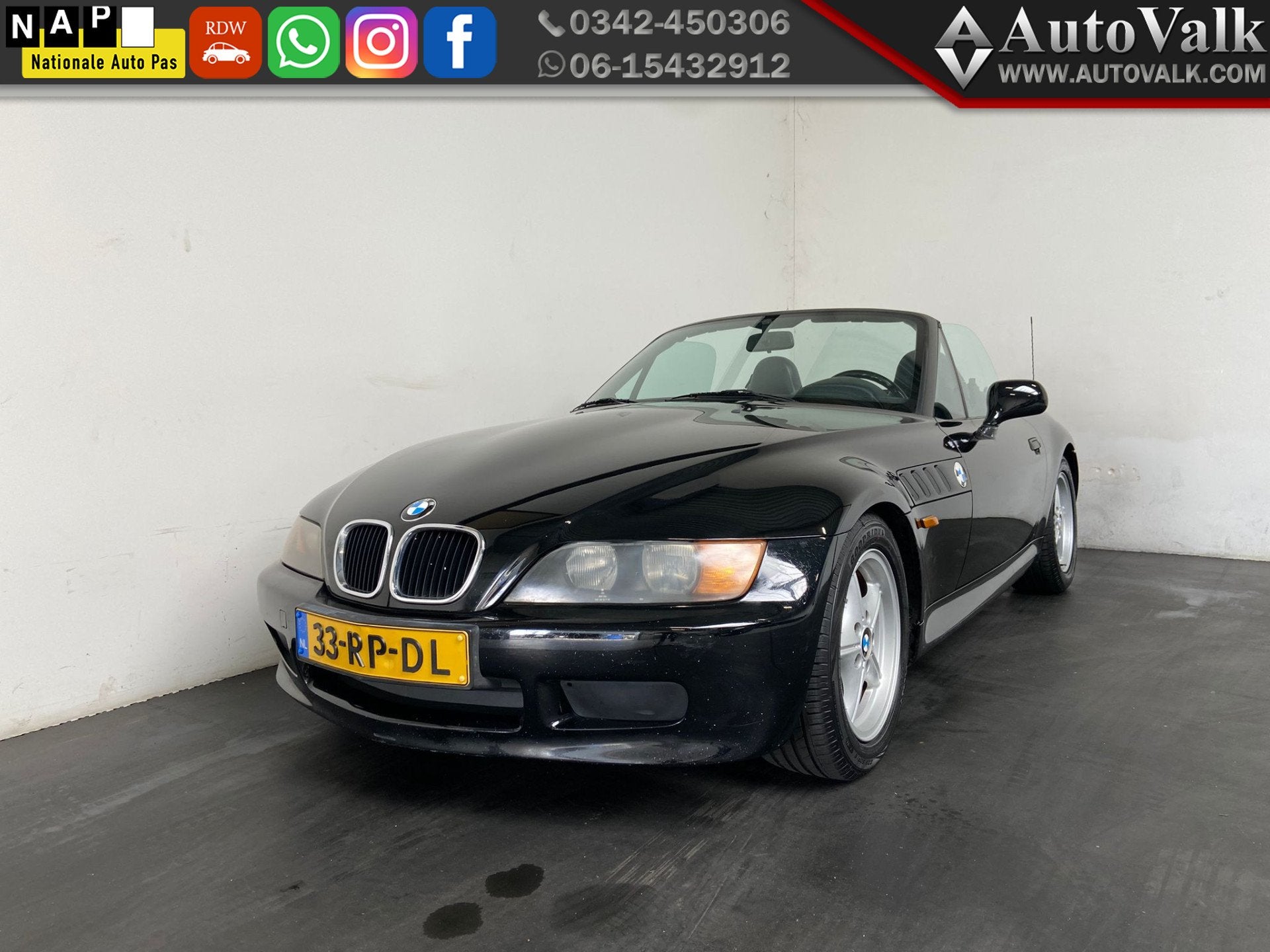 BMW Z3 Roadster 1.8. Stoelverwarming! (bj 1996), Auto's, Achterwielaandrijving, Cabriolet, Zwart, Leder