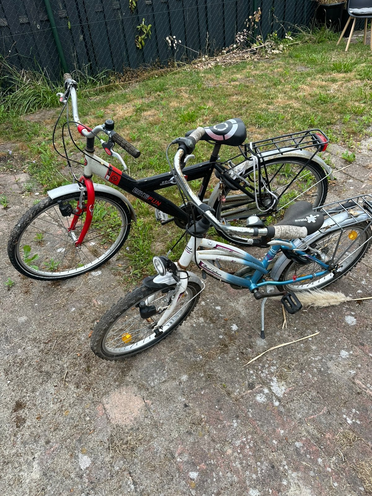 Gratis twee kinderfietsen, Ophalen, Gebruikt, Minder dan 16 inch