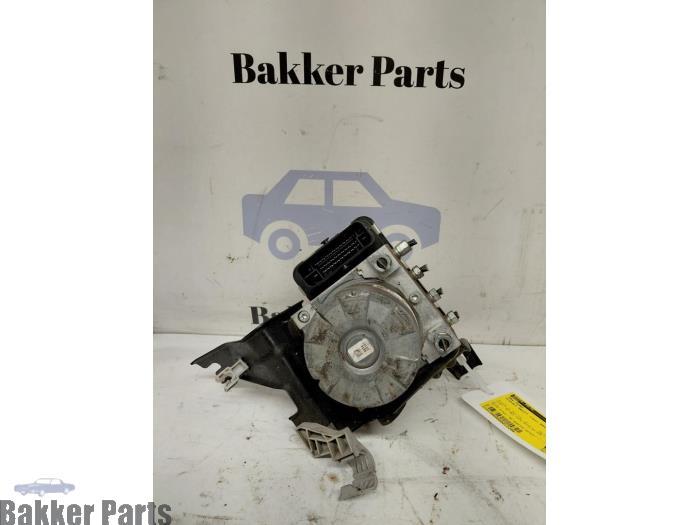 ABS Pomp van een Suzuki Swift, Gebruikt, -, -, Ophalen of Verzenden