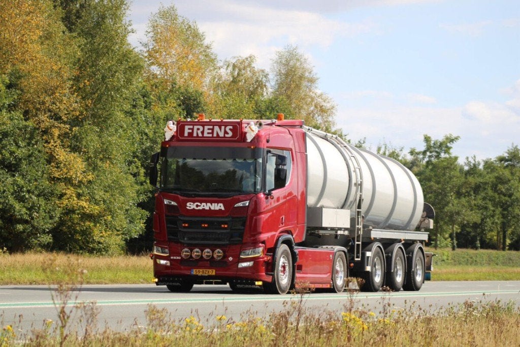 WSI  Scania  R  Normal  4 x 2  van  Loonbedrijf  Frens., Ophalen of Verzenden, Nieuw, Bus of Vrachtwagen, Wsi