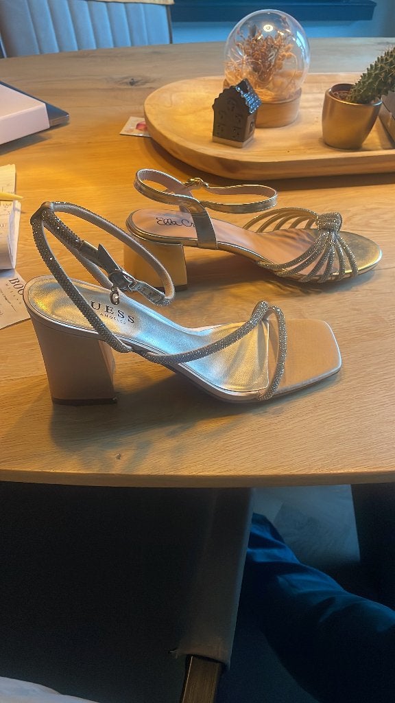 Trouwschoenen, Ophalen, Guess, Zo goed als nieuw, Accessoires