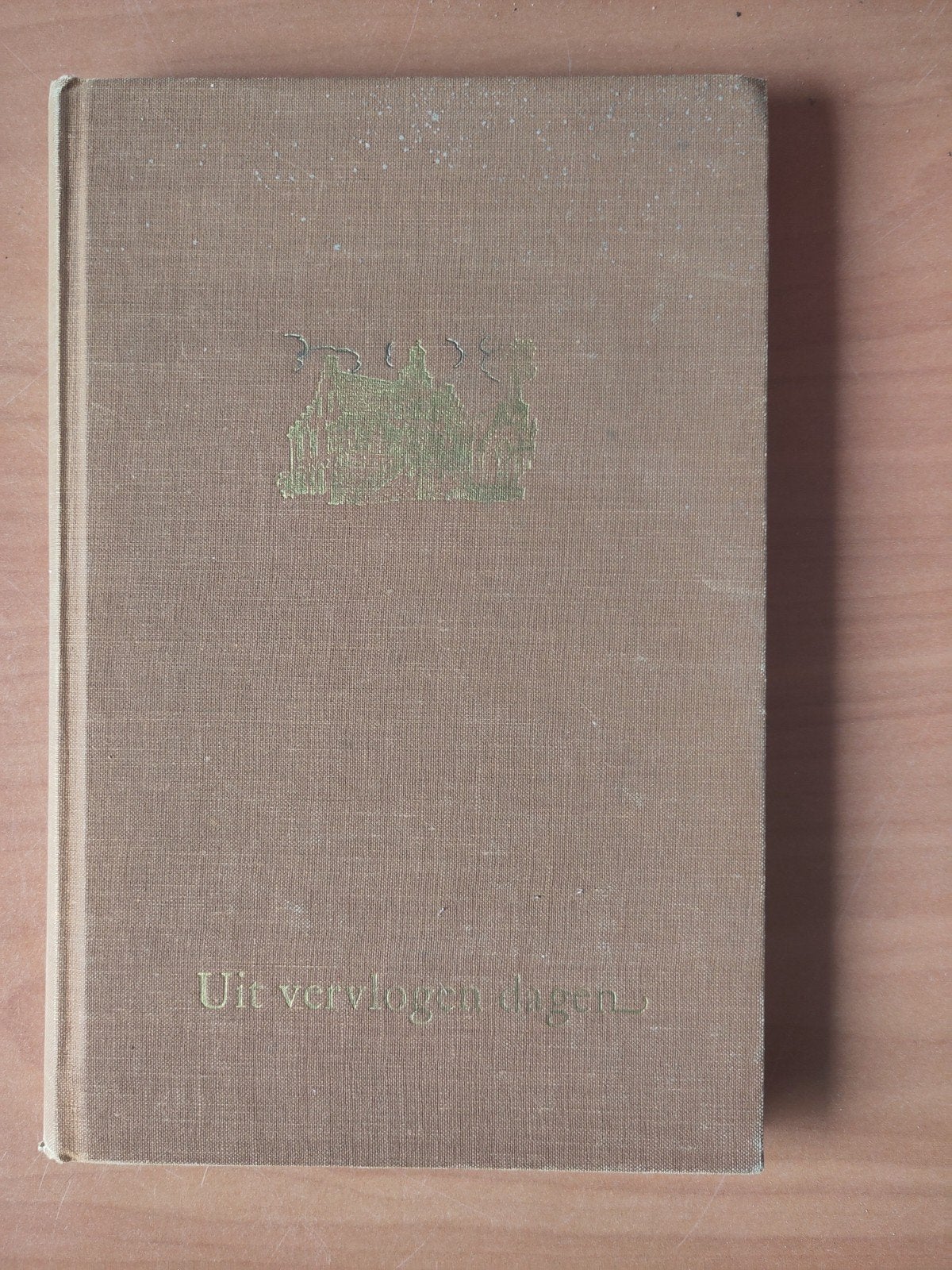Uit vervlogen dagen - geschiedenis van oud-beijerland, Boeken, K. Siderius, Ophalen of Verzenden, 20e eeuw of later, Gelezen
