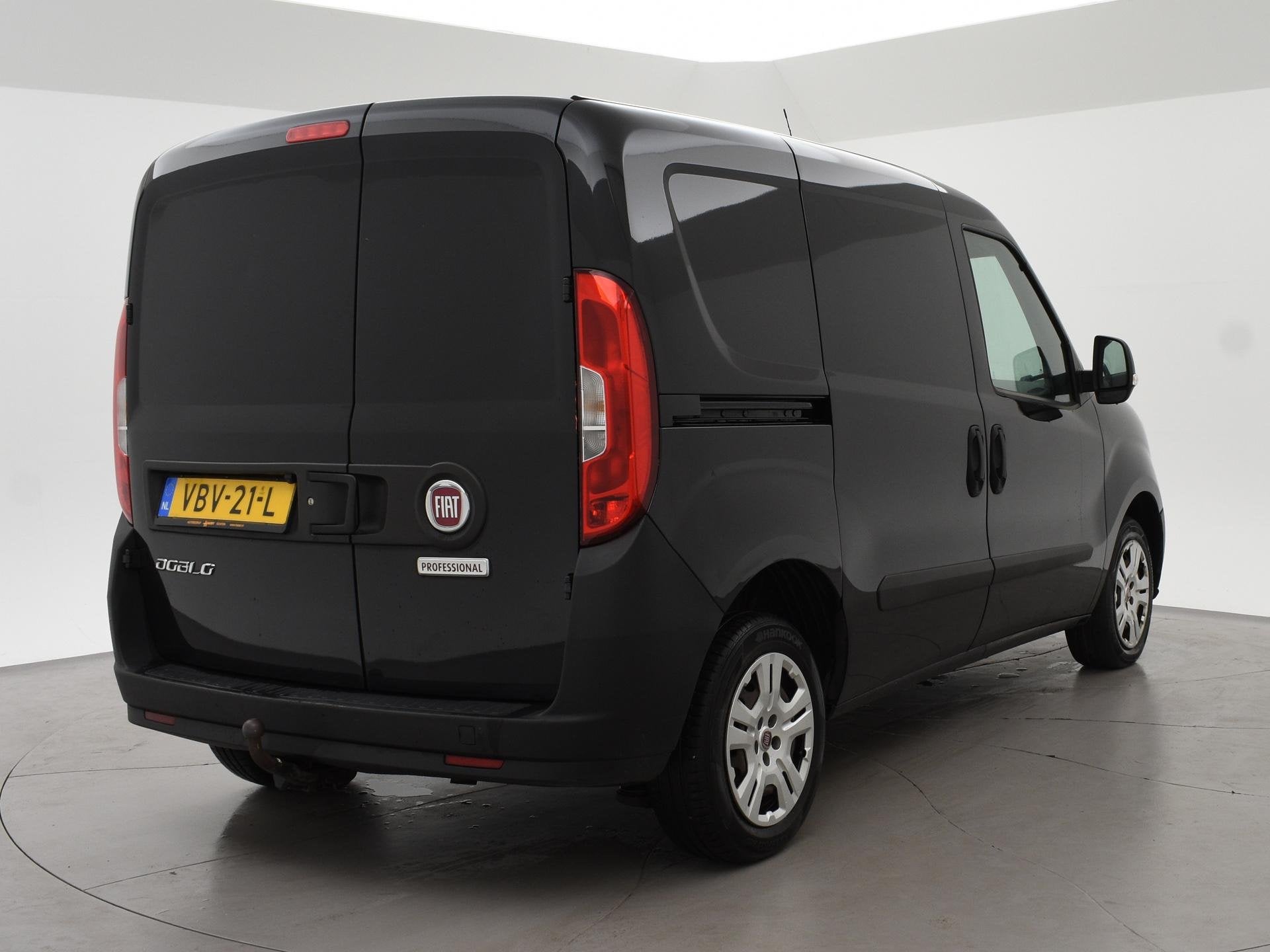 Fiat Doblò Cargo 1.6 MJ 105 PK L1H1 ECO JET 3-ZITS + CAMERA, Auto's, Voorwielaandrijving, Stof, Gebruikt, 4 cilinders