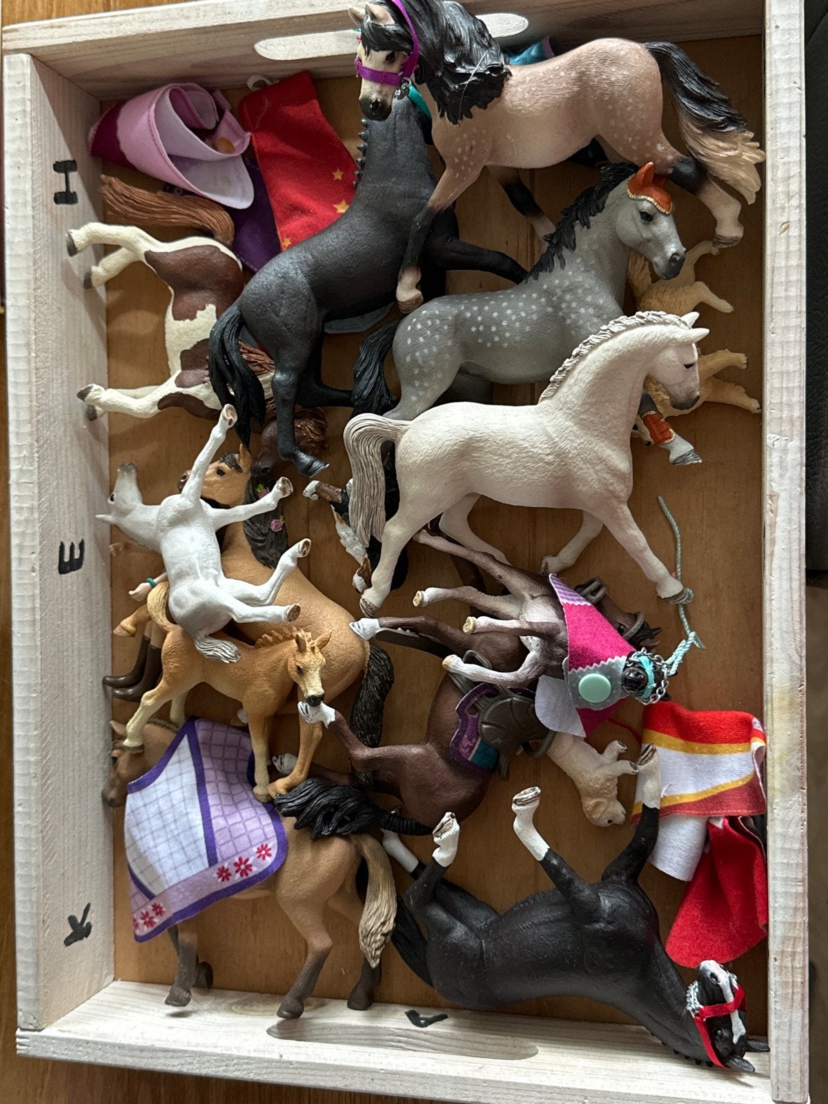 Grote collectie Schleich paarden, veulens, honden en dekjes, Ophalen of Verzenden, Zo goed als nieuw