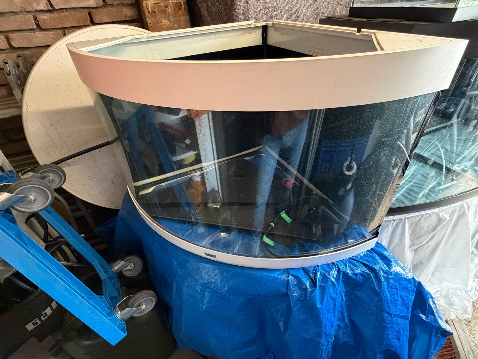 Hoek bak 180l met Chihiros lamp, Ophalen, Leeg aquarium