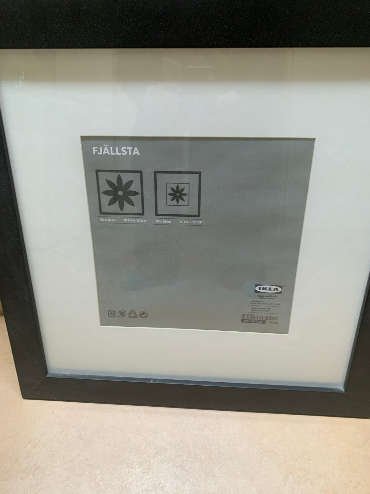 IKEA FJÄLLSTA fotolijst met passe-partout, zwart, Ophalen, Zo goed als nieuw, Hout, 50 tot 75 cm
