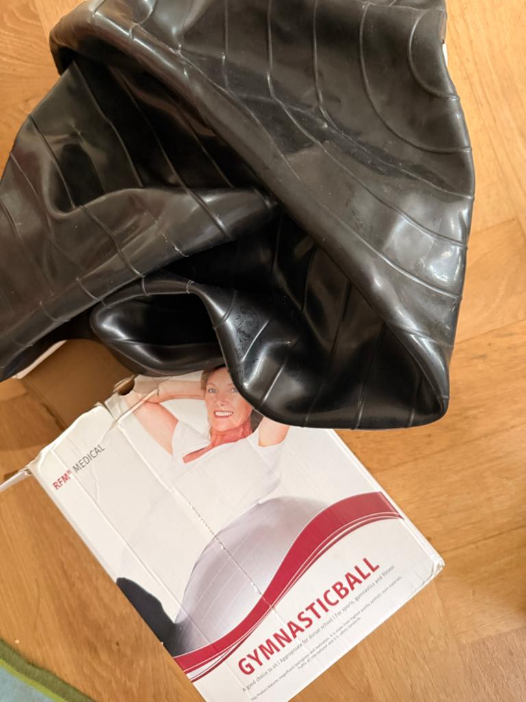 Zwangerschaps/Fitnessbal Oranje/Zwart met Pomp, Ophalen of Verzenden, Gebruikt, Buik, Fitnessbal