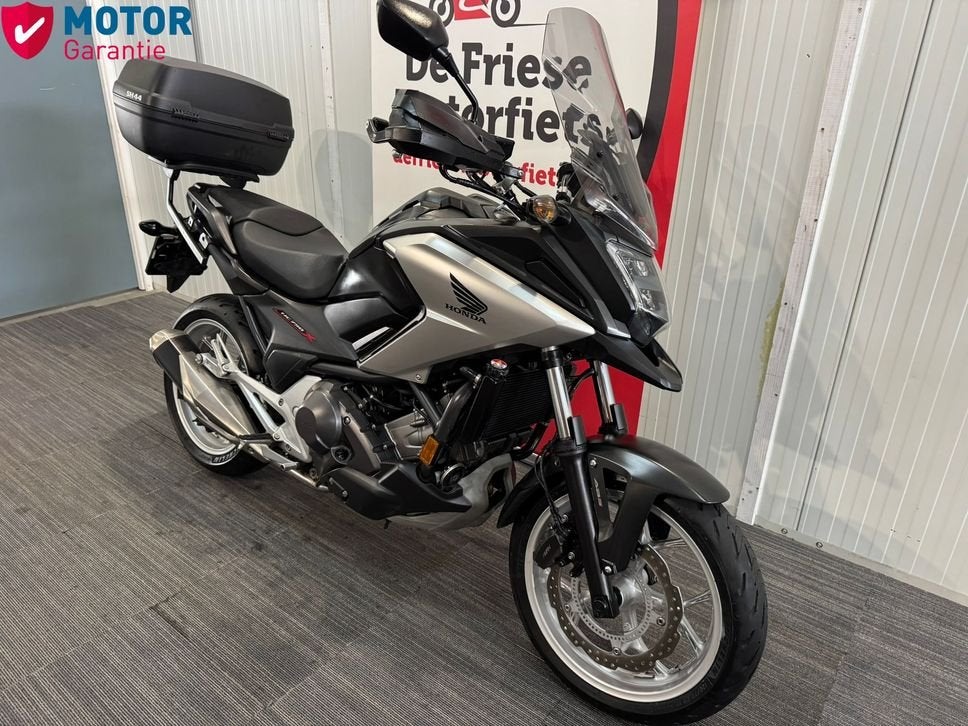 HONDA VFR 800 X CROSSRUNNER ABS VERKOCHT, Motoren, HONDA, 4 cilinders, Motorrijbewijs A, Bedrijf
