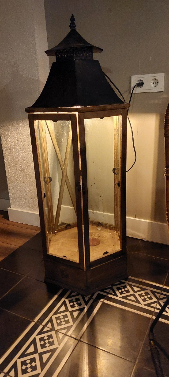 Houten lantaarn, Huis en Inrichting, Woonaccessoires | Zuilen en Pilaren, Ophalen