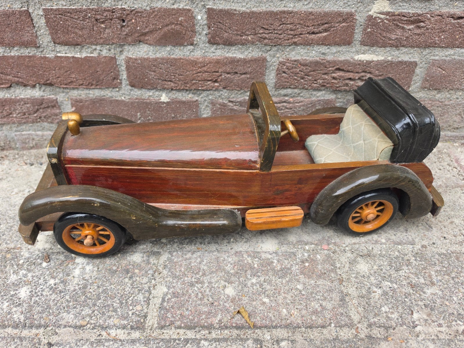 vintage oldtimer van hout., Hobby en Vrije tijd, Ophalen, Overige merken