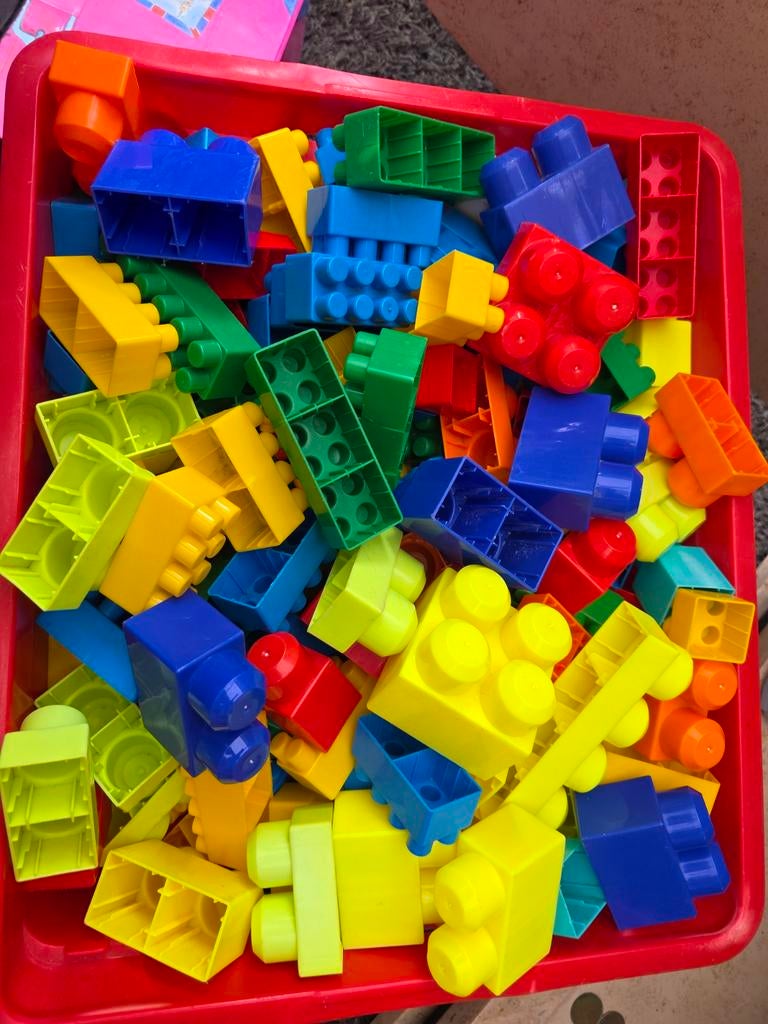 Grote bouwblokken in verschillende kleuren, Kinderen en Baby's, Speelgoed | Bouwstenen, Ophalen of Verzenden