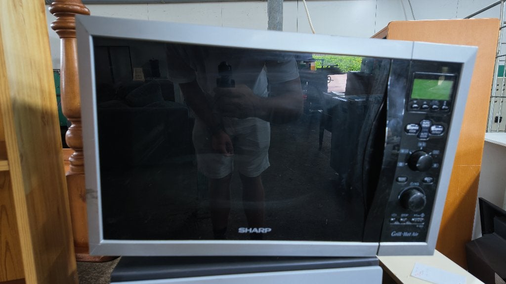 Sharp R-933 combimagnetron 40L grill en hetelucht, Combimagnetron, Gebruikt, Grill, Draaiplateau