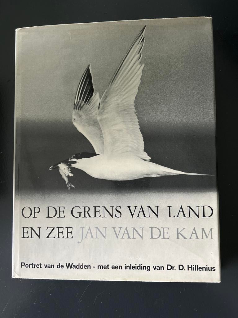Op de Grens van Land en Zee - Jan van de Kam, Ophalen of Verzenden, Gelezen, Natuur algemeen