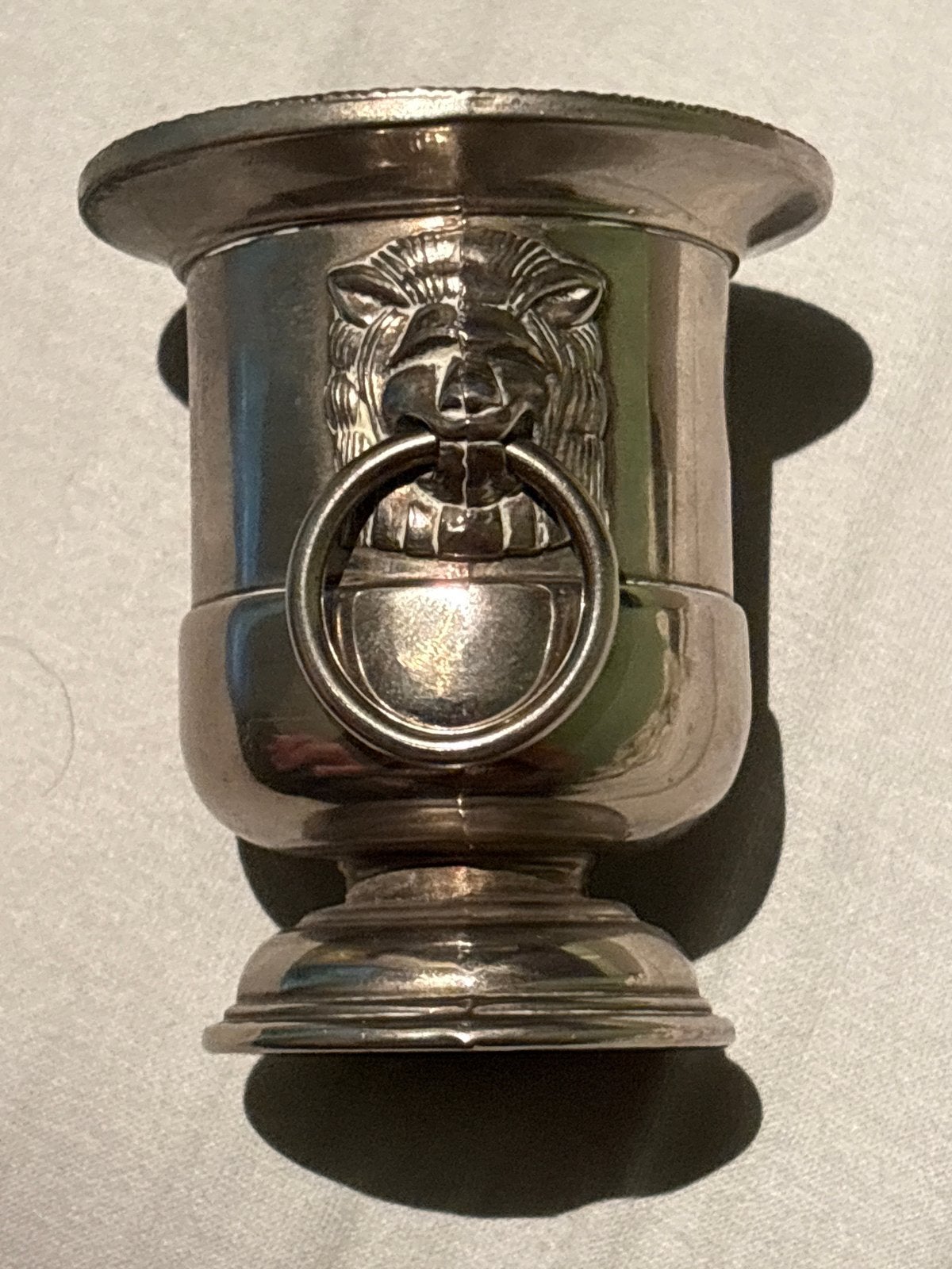 Vintage verzilverd mini lepelvaasje / wijnkoeler (leeuwenkop, Ophalen of Verzenden