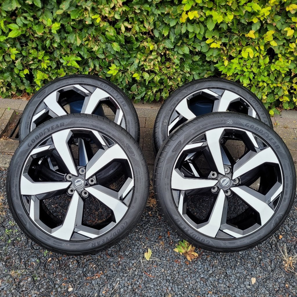 5x114.3 19 inch originele velgen Nissan juke /Qashqai, Auto-onderdelen, 19 inch, Velg(en), Ophalen of Verzenden, Zomerbanden