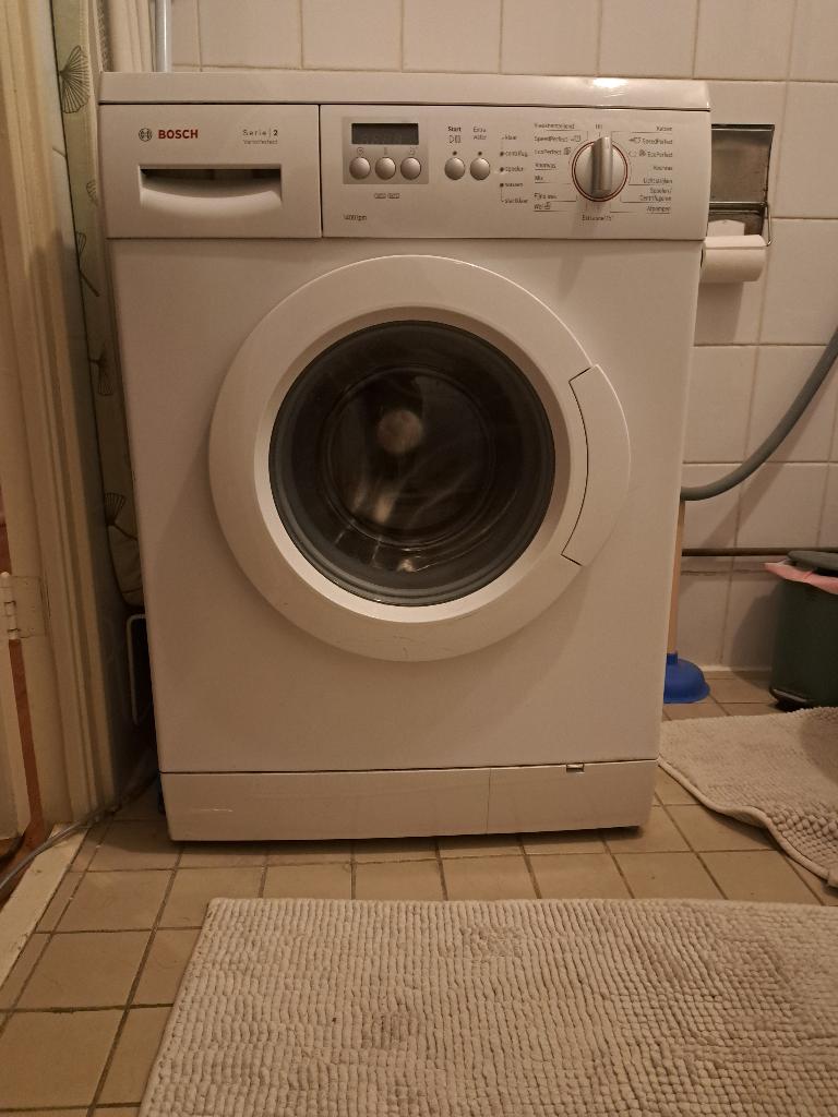Bosch wasmachine WLM41 VarioPerfect serie 2 in goede staat, Ophalen, Gebruikt, Voorlader, 85 tot 90 cm