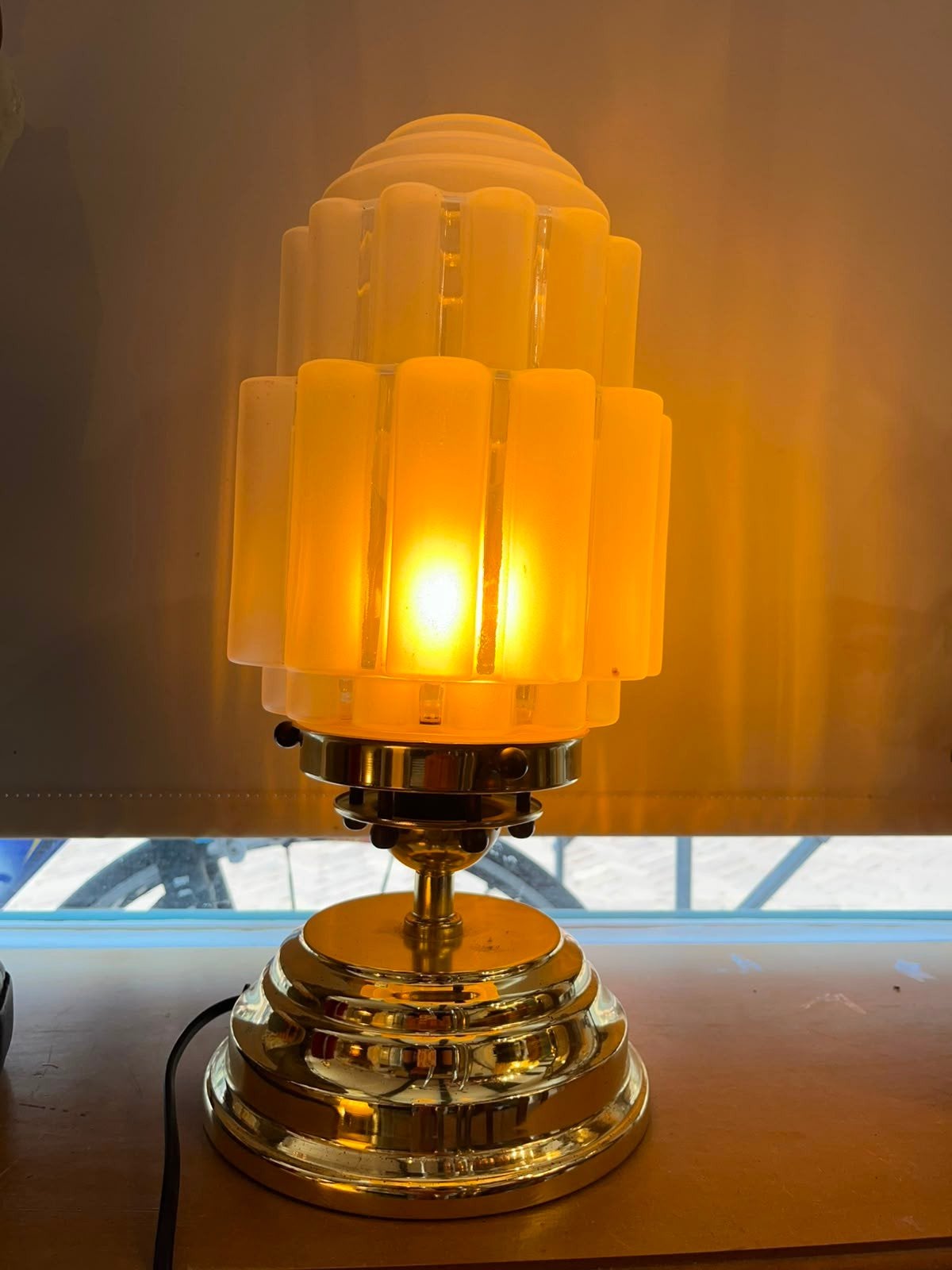 Art Deco Tafellamp met Melkglas Kap, Ophalen of Verzenden