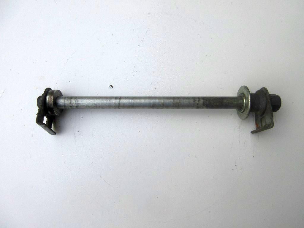 Suzuki GSX600F achteras achter as GSX 600 F achterwielas GSF, Ophalen of Verzenden, Gebruikt