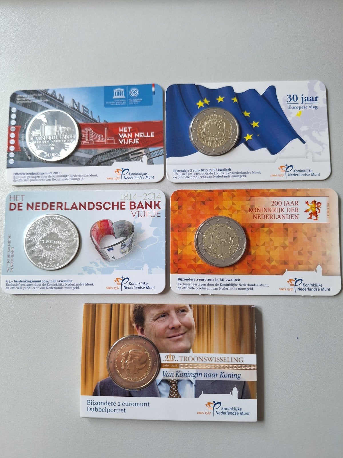 Kleine verzameling herdenkingsmunten in coincards, Postzegels en Munten, Munten | Europa | Euromunten, Ophalen of Verzenden