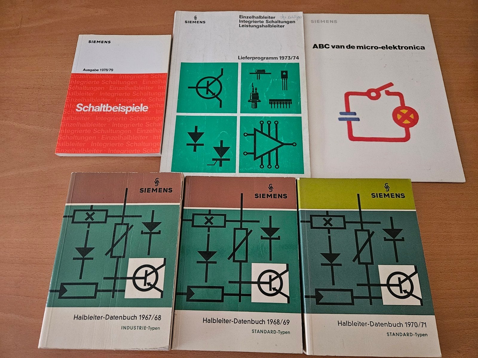 Siemens Halbleiter-Datenbuch & Micro-elektronica Boeken, Ophalen of Verzenden, Gelezen, Elektrotechniek, Siemens