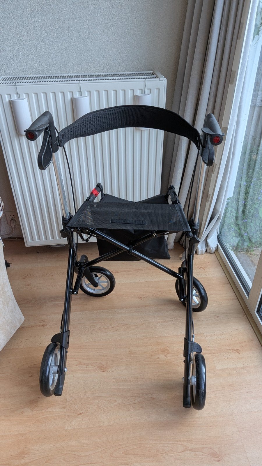 Rehasense Streamer Carbon Rollator L Zwart – Nieuwstaat –, Ophalen