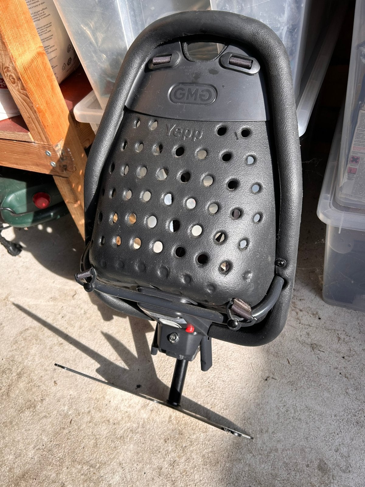 Thule Yepp Nexxt Mini (voorzitje), Fietsen en Brommers, Fietsaccessoires | Fietsstoeltjes, Ophalen, Voetsteuntjes, Voorzitje, Zo goed als nieuw