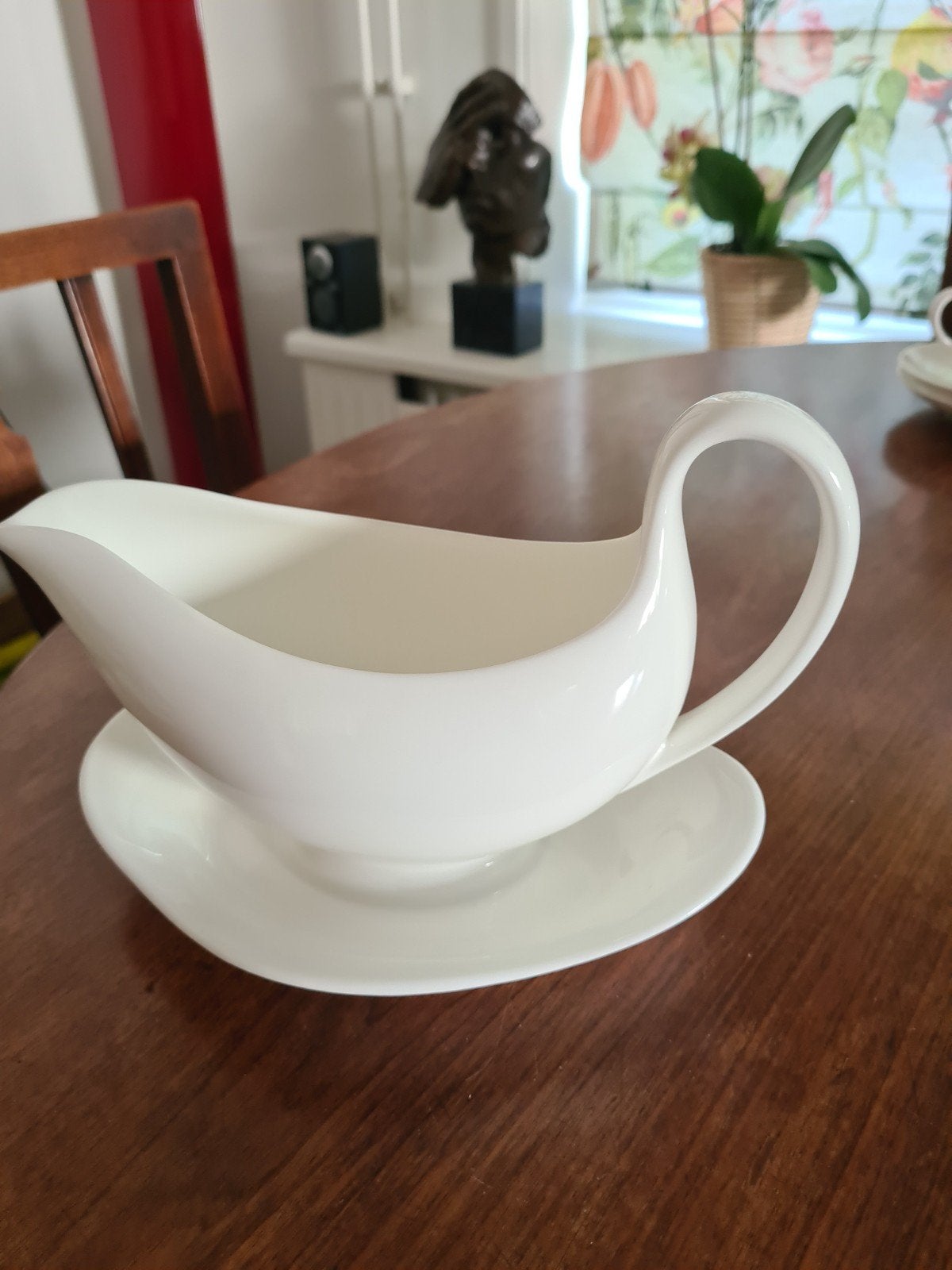 Wedgwood jus/sauskom, Huis en Inrichting, Keuken | Servies, Ophalen of Verzenden, Zo goed als nieuw, Kom(men), Wedgwood
