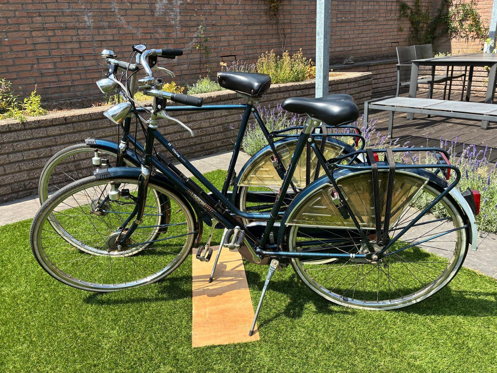 Dames- en herenfiets Union, Fietsen en Brommers, Fietsen | Dames | Damesfietsen, Gebruikt, Versnellingen, Trommelrem, Ophalen