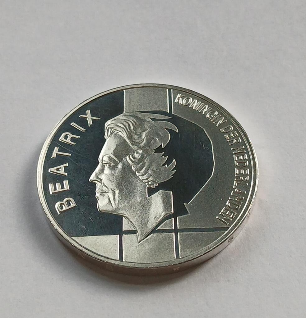 Zilveren 10 Gulden Munt Koningin Beatrix Benelux 1994, Koningin Beatrix, Zilver, Ophalen of Verzenden, Losse munt
