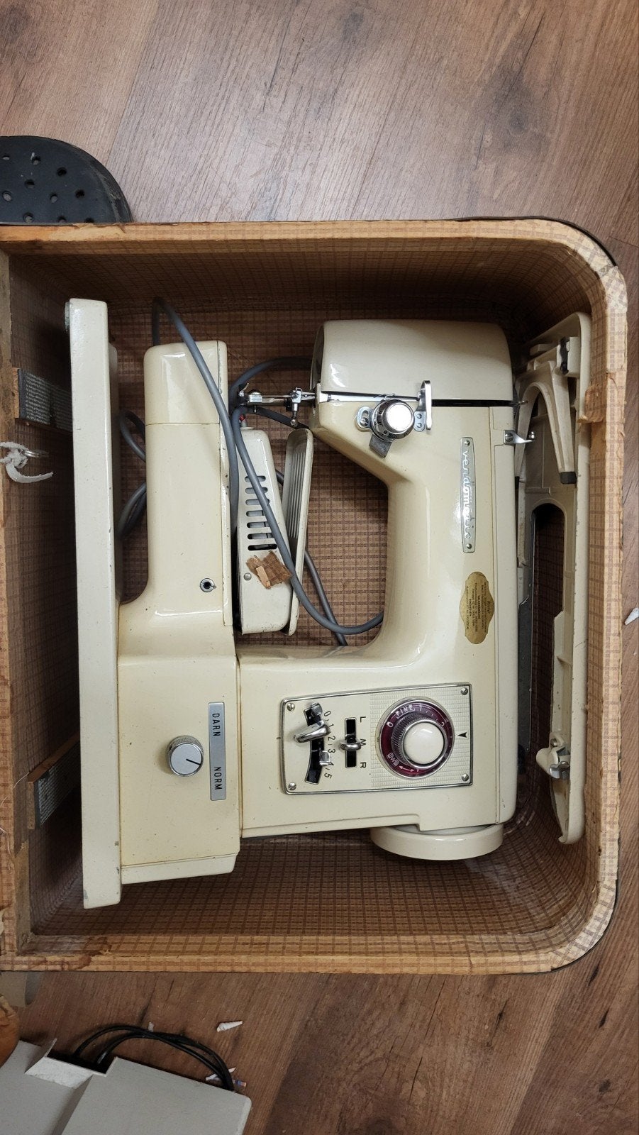 Vintage Vendomatic Naaimachine - Zwaar Werk & Vrije Arm, Ophalen
