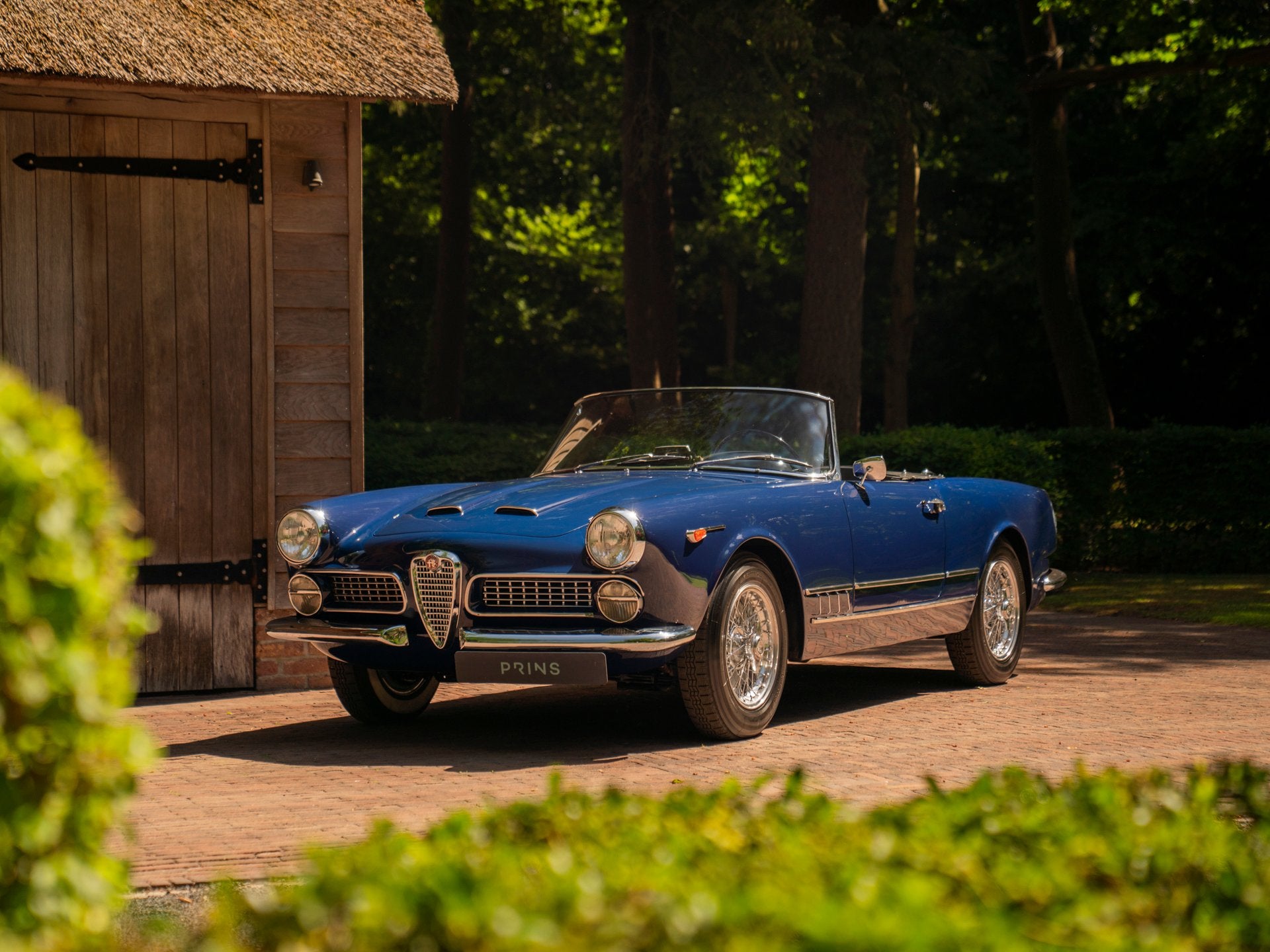 Alfa Romeo 2000 Spider (bj 1959), Auto's, Oldtimers, Cabriolet, Blauw, Bedrijf, Handgeschakeld