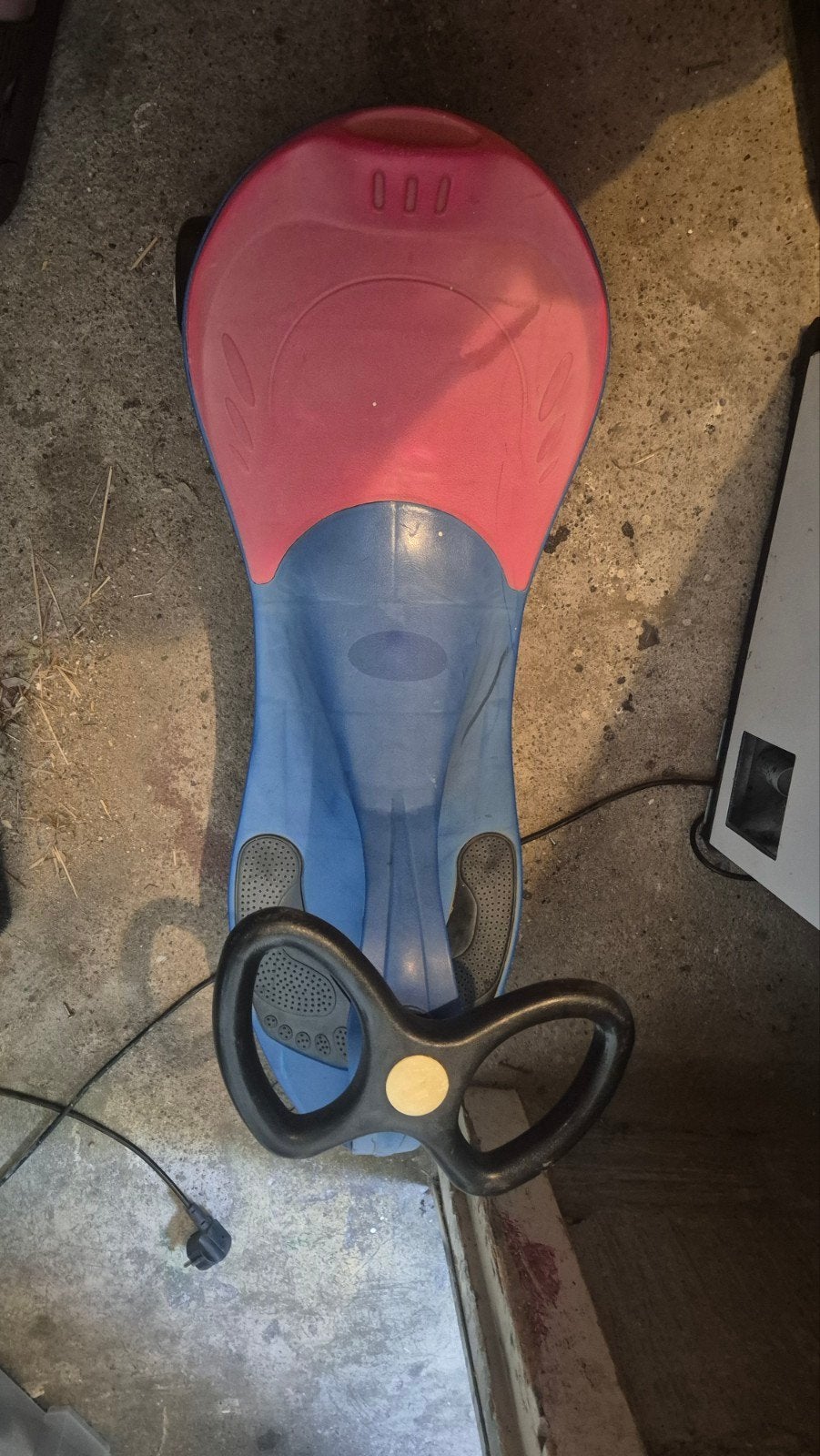 Plasmacar. Buiten speelgoed autotje, Ophalen, Zo goed als nieuw, Overige typen, Met wieltjes