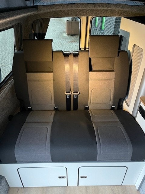 Foto 19 van Volkswagen Transporter T 6.1 2021/Nieuw Lwb 4 Personen