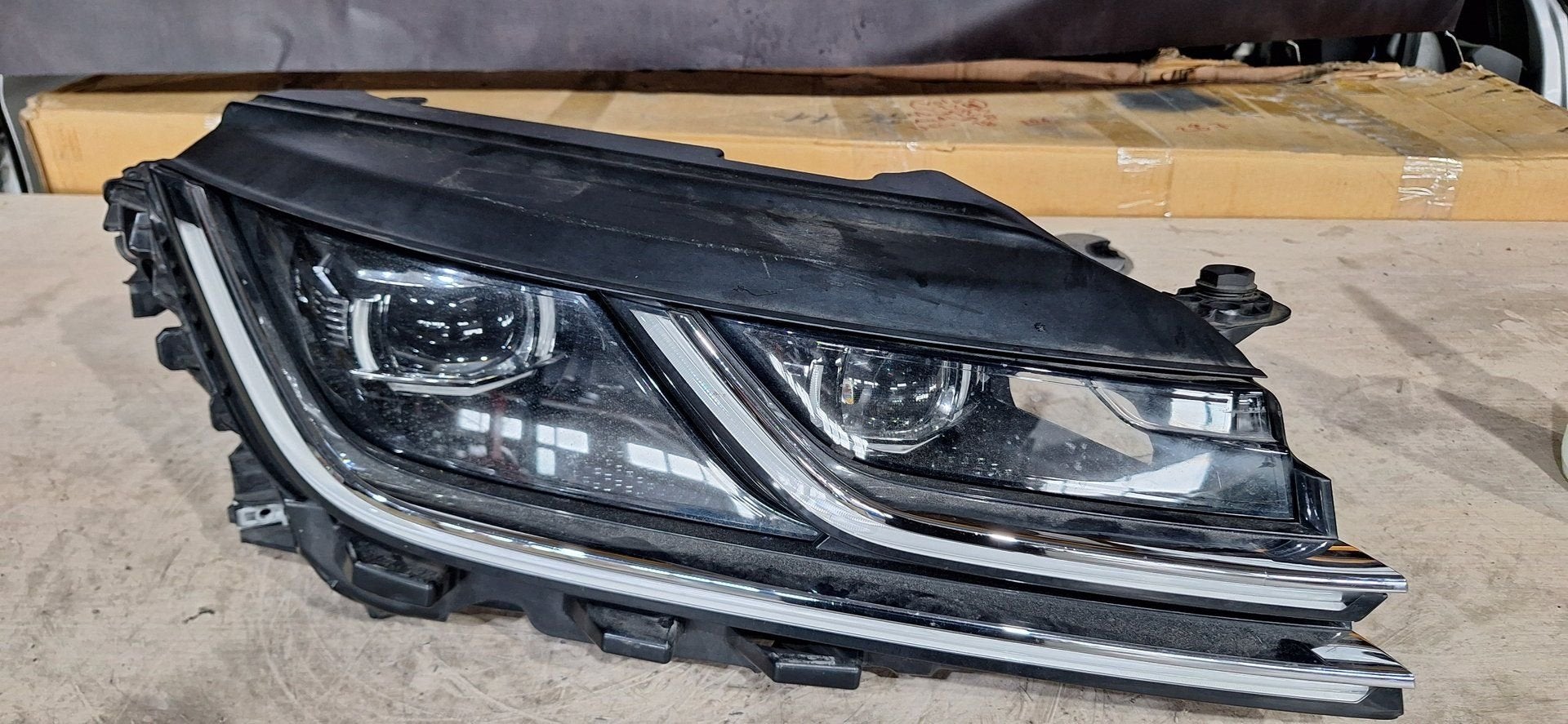 Volkswagen Arteon Koplamp, Gebruikt, -, Volkswagen, -