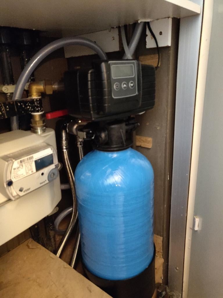 Waterontharder Pentair standalone 8L met zoutopslagbak, Ophalen
