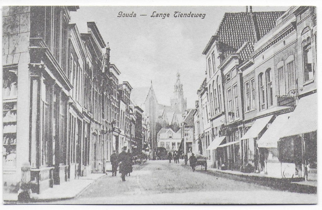 Gouda Lange Tiendeweg Herdruk Oude Ansichtkaart ( B6315), Ophalen of Verzenden, 1980 tot heden, Ongelopen, Zuid-Holland
