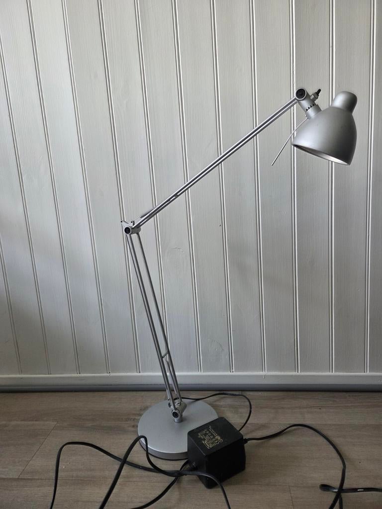 Oude bureaulamp - verstelbaar en functioneel, Ophalen of Verzenden