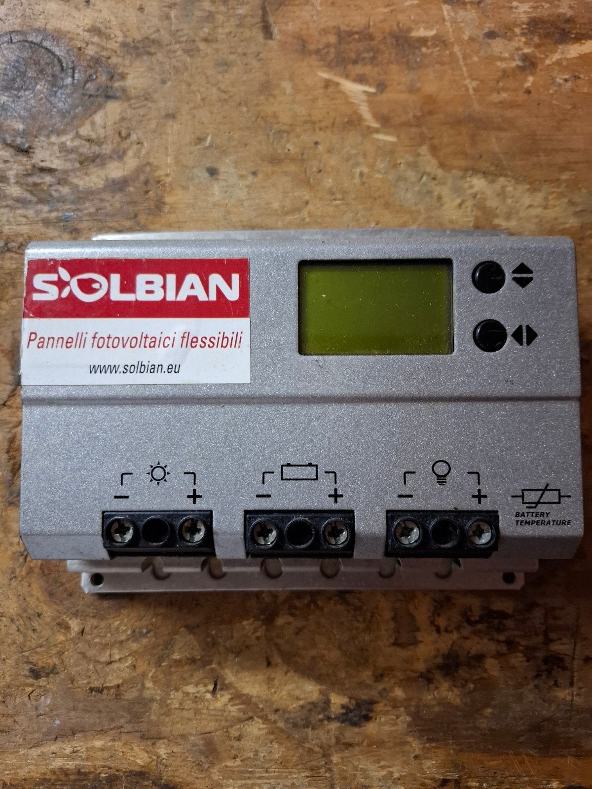 Solbian WRM15 Laadregelaar voor Zonnepanelen, Ophalen of Verzenden
