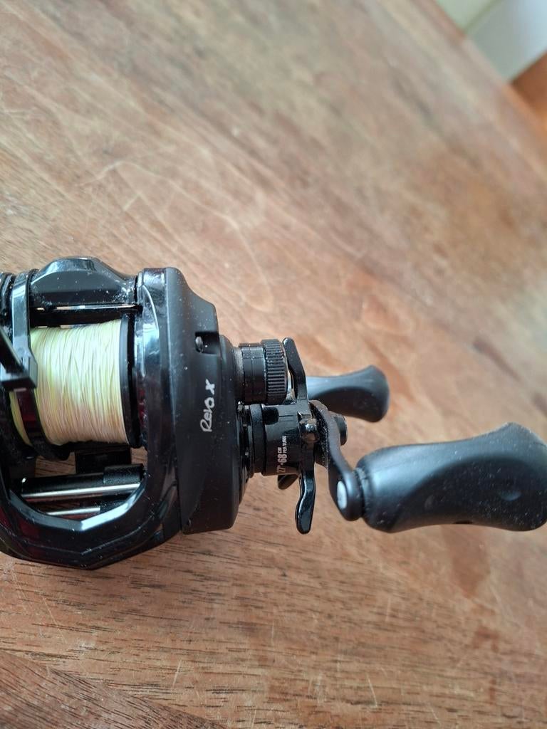 Gezocht: Abu Garcia Revo 4 X-L reel, Ophalen of Verzenden, Molen