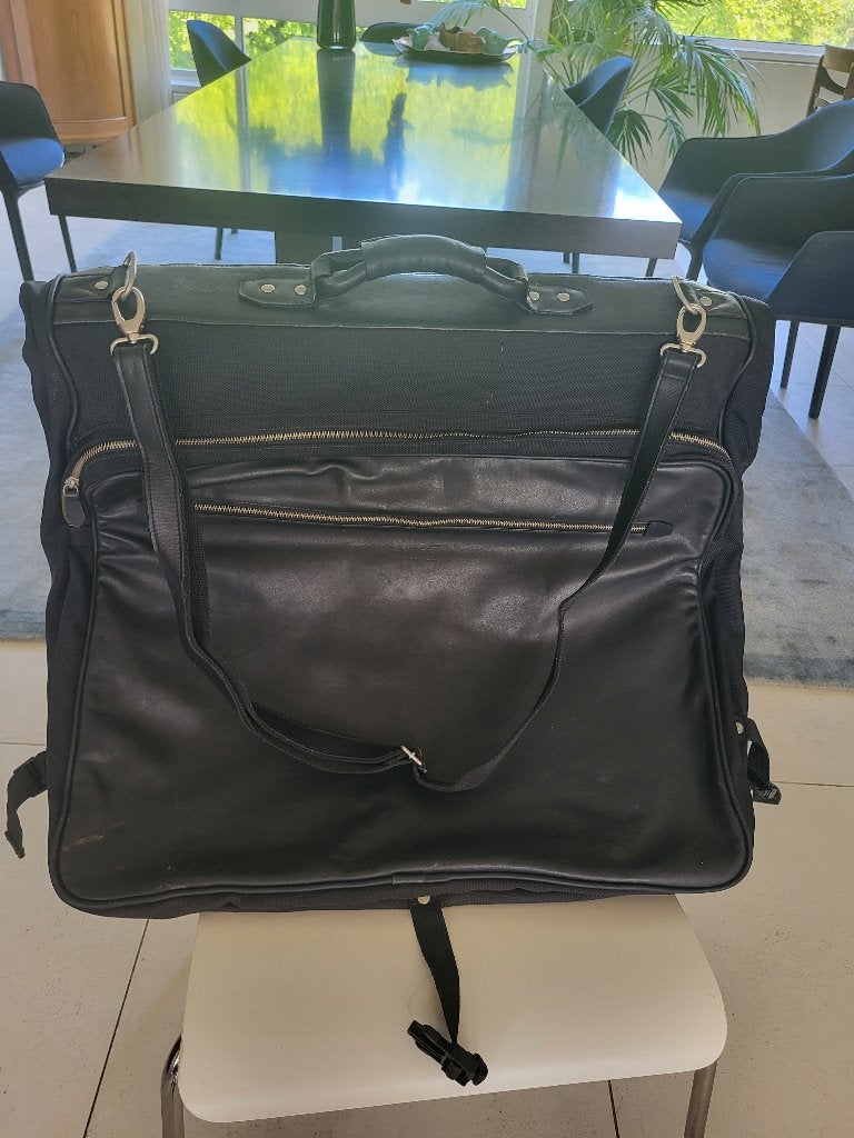 Kledinghoes, leer, zwart, Sieraden, Tassen en Uiterlijk, Tassen | Reistassen en Weekendtassen, Ophalen, 30 cm of meer, Zwart, Nieuw