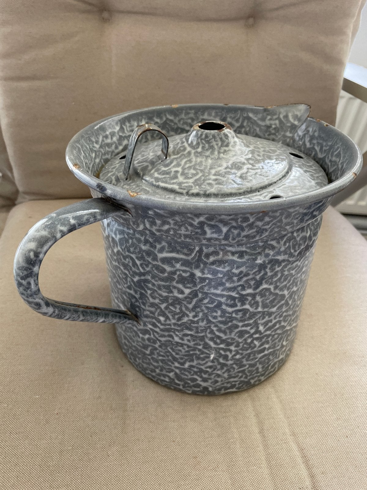 Grijsgewolkte geëmailleerde melkkoker, Ophalen of Verzenden