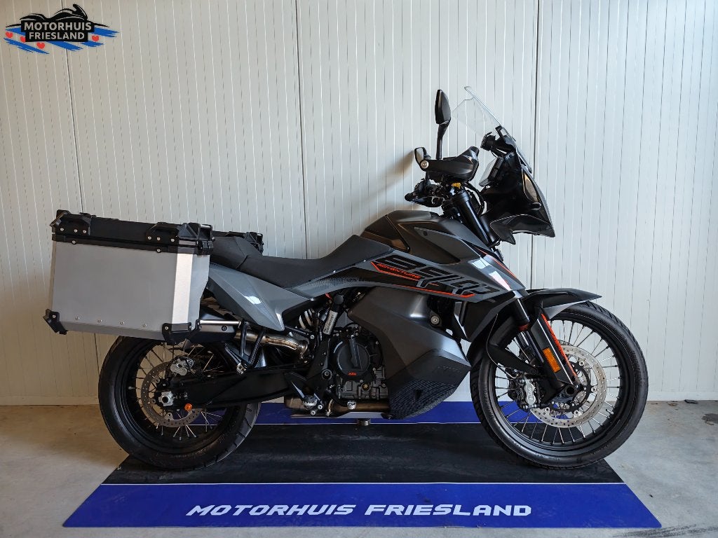 KTM 890 Adventure / Tech Pack, Motoren, Traction Control, 2 cilinders, Motorrijbewijs A, Meer dan 35 kW