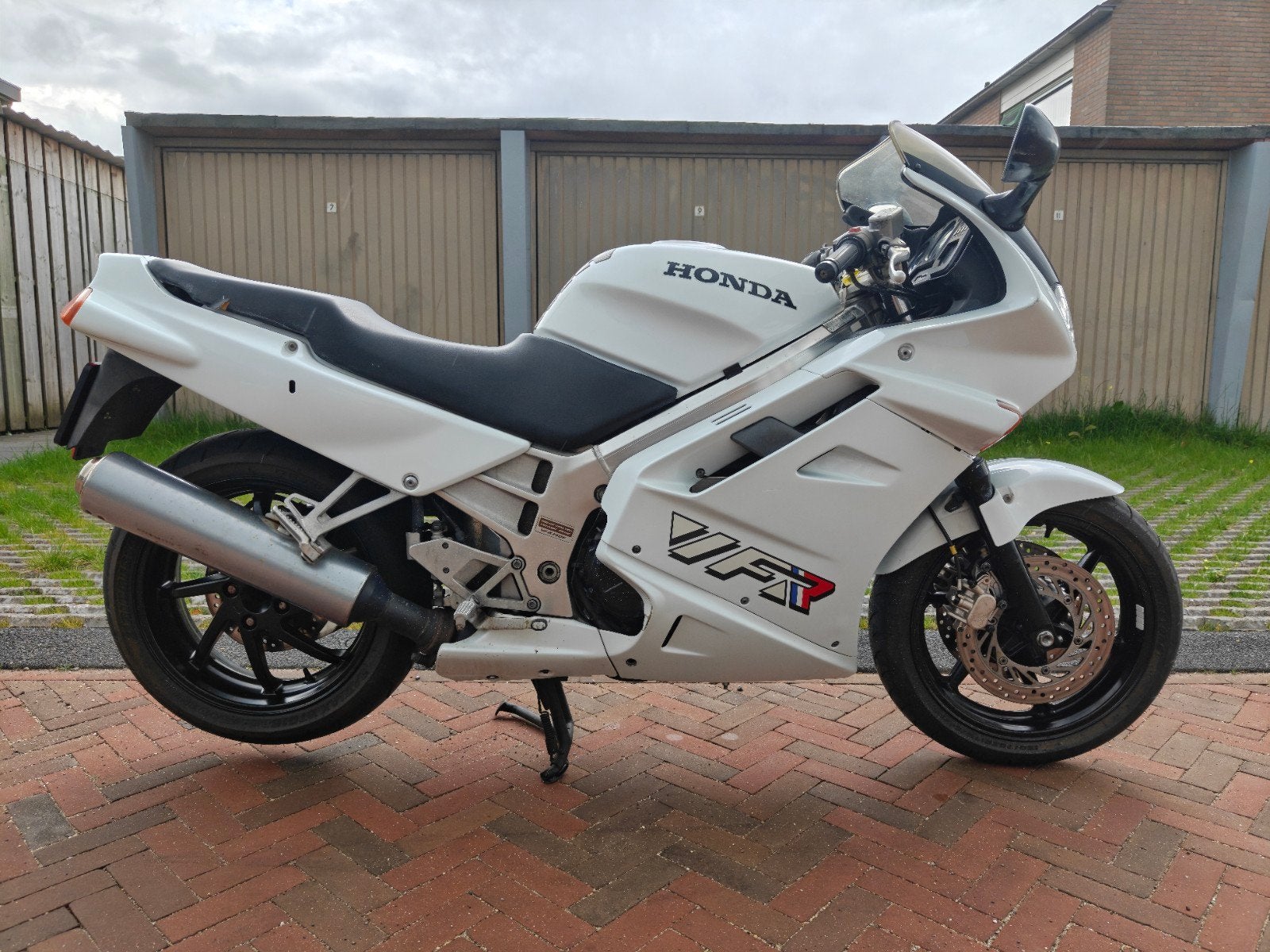 Heerlijke V4 Honda VFR750F (RC36) incl Grote beurt & banden, Motoren, Motoren | Honda, 750 cc, 4 cilinders, Motorrijbewijs A, Toermotor