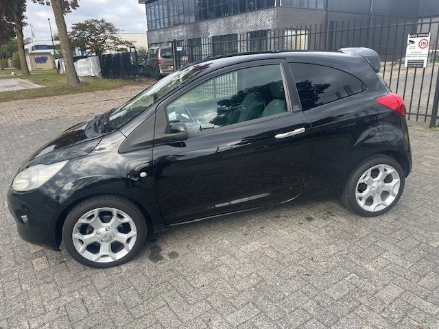 Ford Ka 1.2 TITANIUM 2009 AIRCO VOORRUITVERWARMING, Auto's, Voorwielaandrijving, Stof, 1242 cc, 4 cilinders
